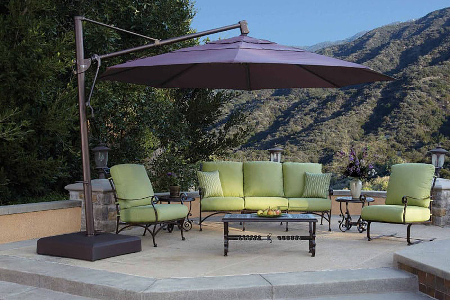 Treasure Garden Cantilever Base, Bronze