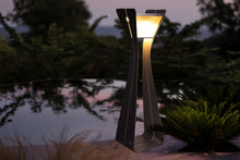 Les Jardin Bloom Solar LED Lamp Sculpture