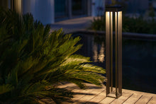 Les Jardins Faro Solar LED Lantern