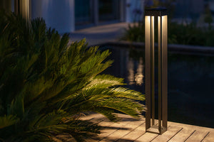 Les Jardins Faro Solar LED Lantern