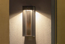 Les Jardins Faro Solar LED Wall Light