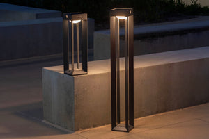 Les Jardins Faro Solar LED Lantern