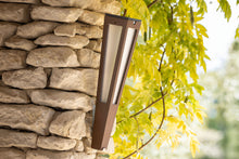 Les Jardins Wall Mount for Lanai Solar LED Torch