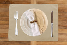 Outdoor Dining Placemat in Sunbrella